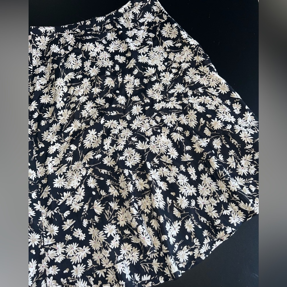 Hennes Vintage Style Floral Skirt Size 4 EUC